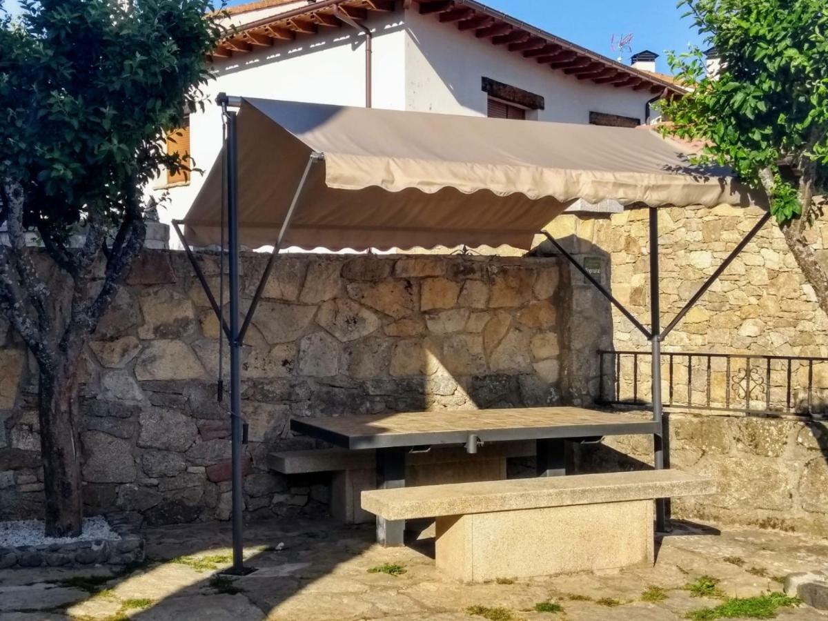 Tinao De Gredos Villa Barajas de Gredos Exterior photo