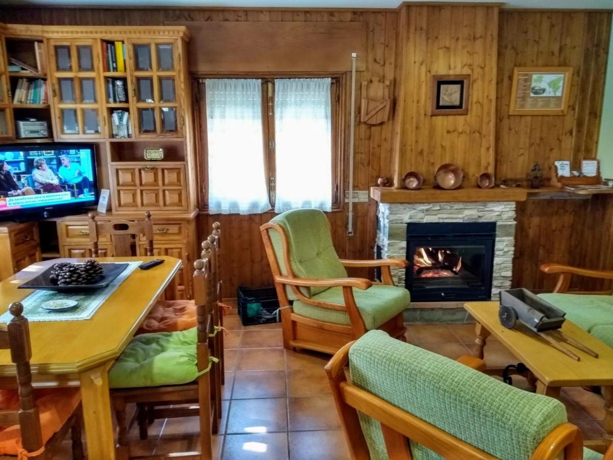 Tinao De Gredos Villa Barajas de Gredos Exterior photo